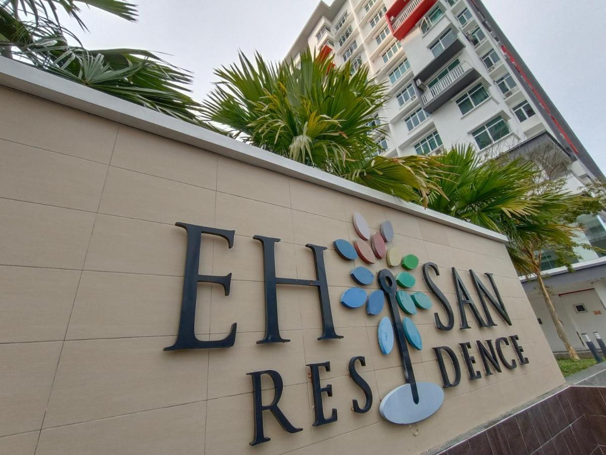 Klia Ehsan Residence Sepang Nilai Greenery 8 Pax Air-Con Kültér fotó