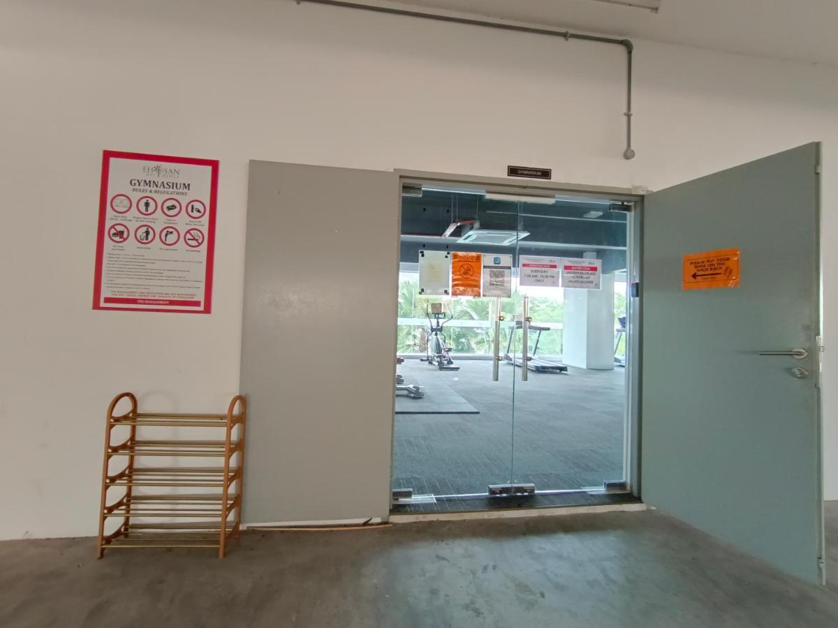 Klia Ehsan Residence Sepang Nilai Greenery 8 Pax Air-Con Kültér fotó