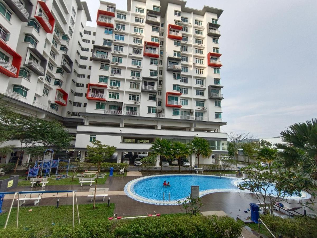 Klia Ehsan Residence Sepang Nilai Greenery 8 Pax Air-Con Kültér fotó