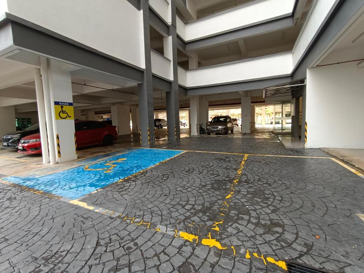 Klia Ehsan Residence Sepang Nilai Greenery 8 Pax Air-Con Kültér fotó