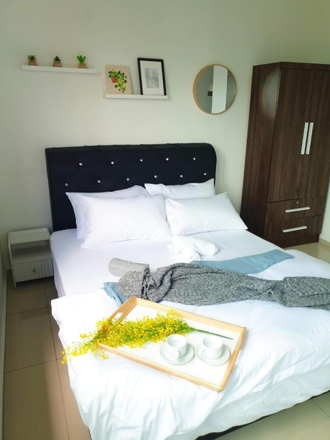 Klia Ehsan Residence Sepang Nilai Greenery 8 Pax Air-Con Kültér fotó