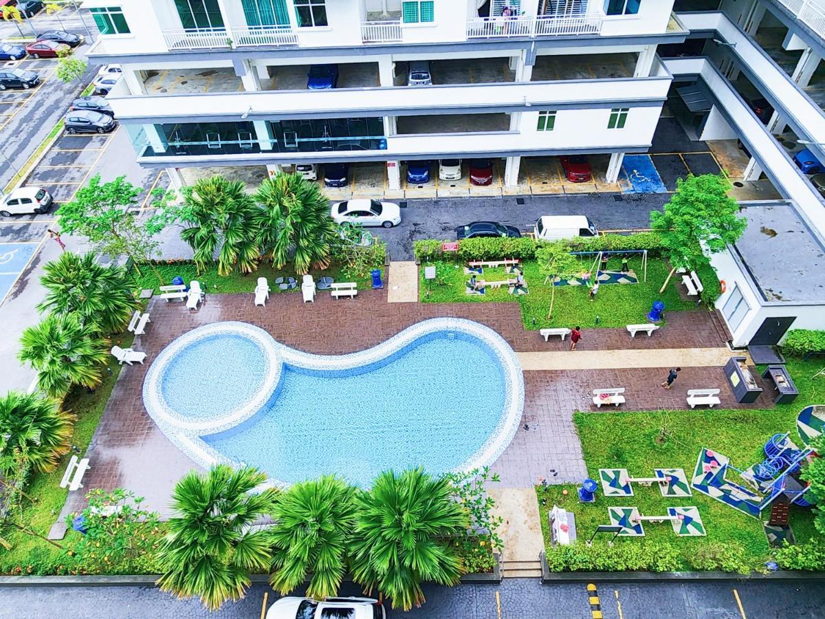 Klia Ehsan Residence Sepang Nilai Greenery 8 Pax Air-Con Kültér fotó